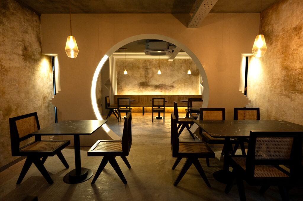 tudo restaurant inside