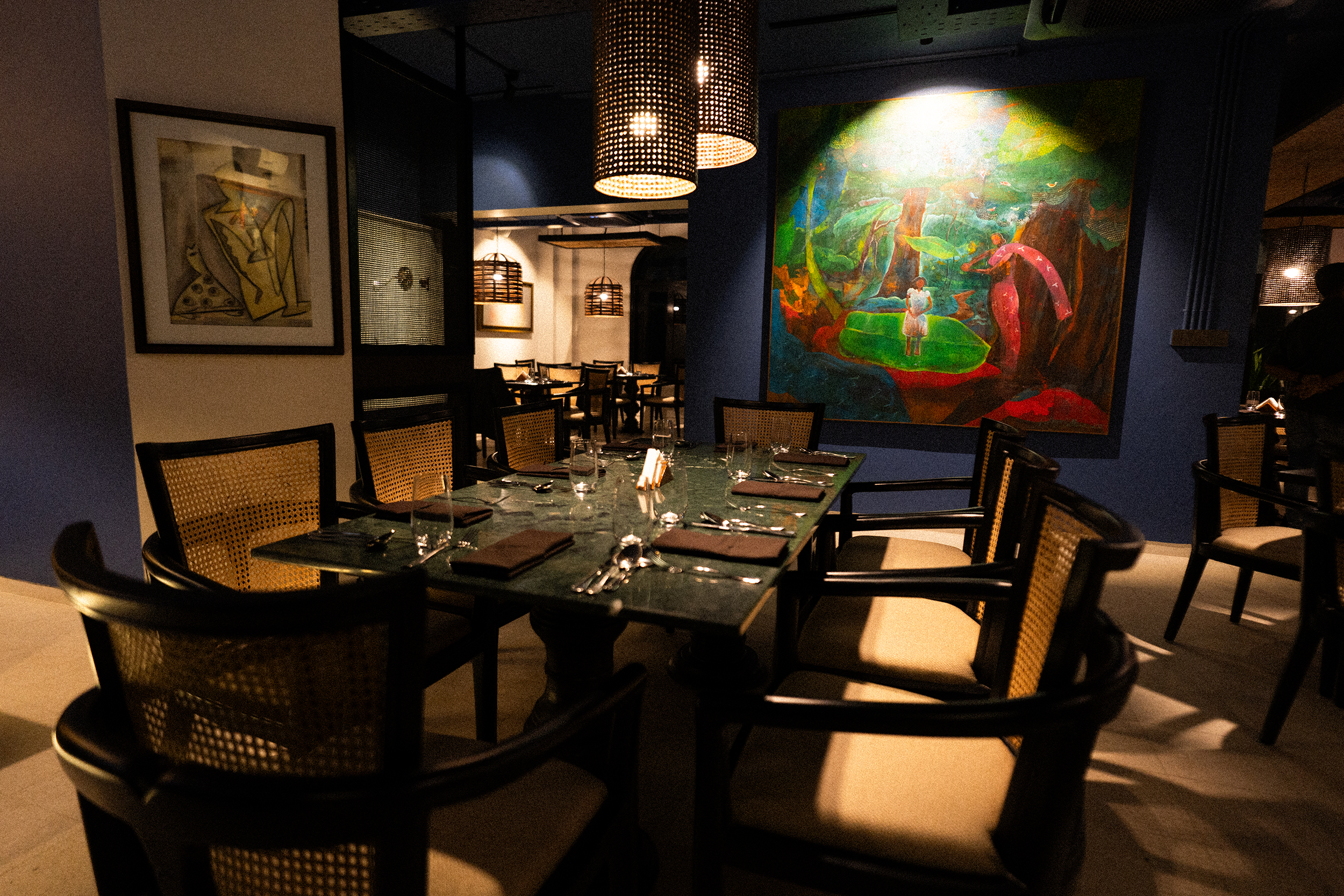 tudo restaurant table view